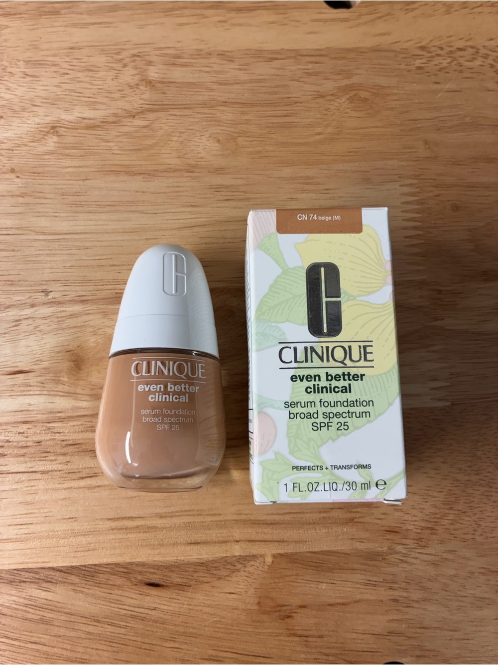 Clinique Even Better Clinical Serum Liquid Foundation CN 74 Biege (M) New